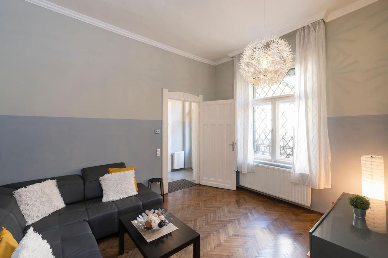 Vaci Street Premier Apartment Budapest Eksteriør bilde