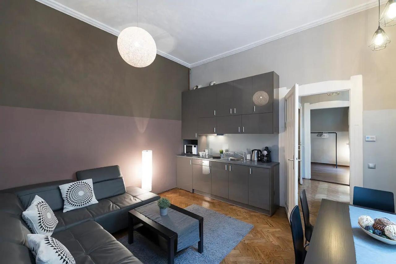 Vaci Street Premier Apartment Budapest Eksteriør bilde