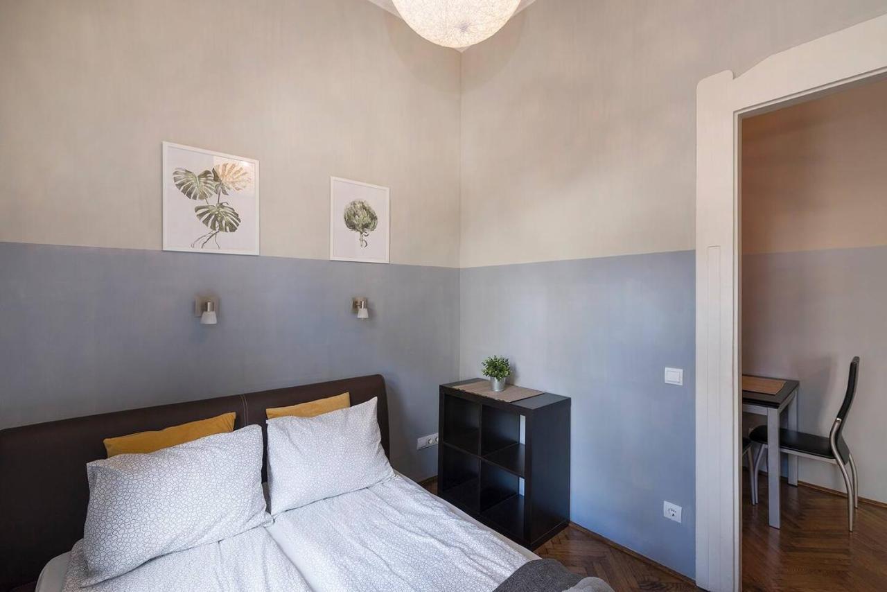 Vaci Street Premier Apartment Budapest Eksteriør bilde